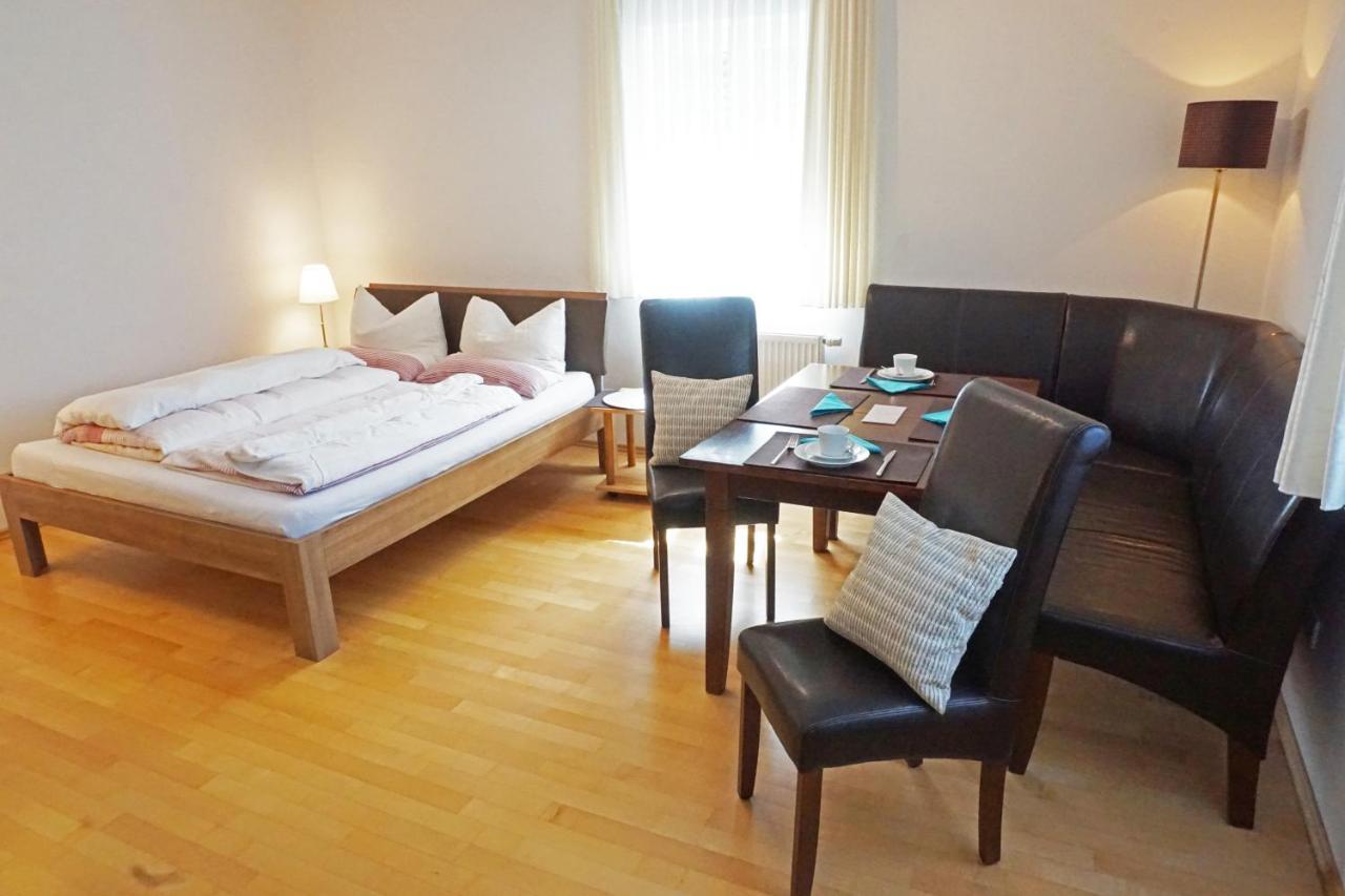 Ferienwohnung Schmitt เลาฟ์ อัน แดร์ เพกนิทซ์ ภายนอก รูปภาพ